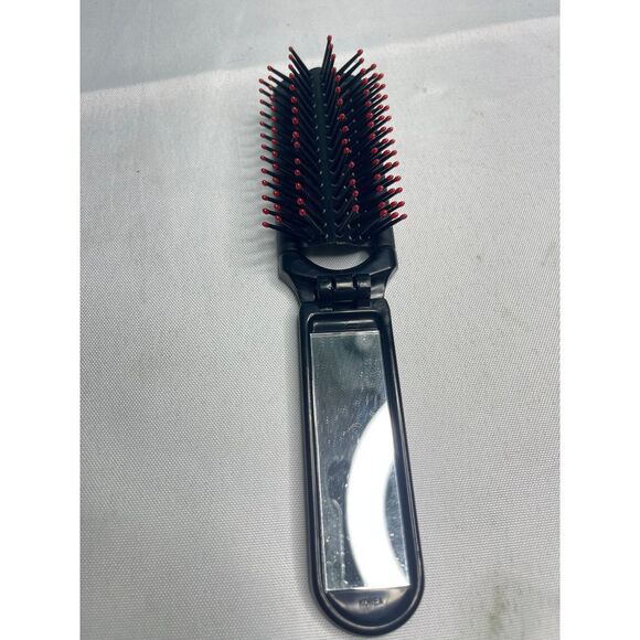 Elizabeth Arden Foldable Hair Brush - Compact Travel Styling Tool - Picture 5 of 5